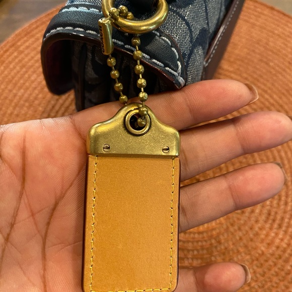 Coach Chambray Riley 22 - Picture 9 of 15